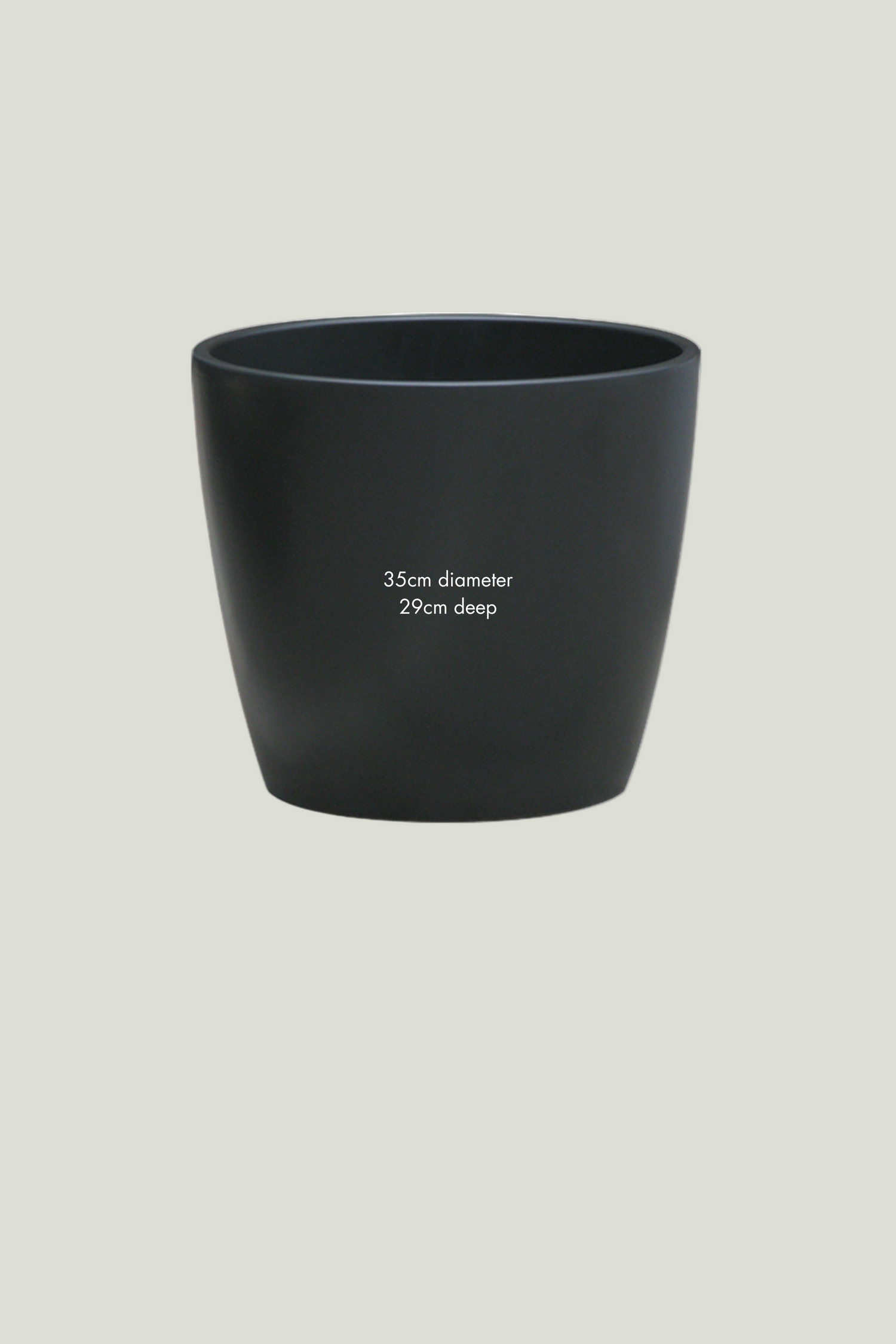 Black pot with measurements