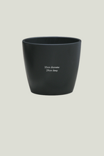 Black pot with measurements